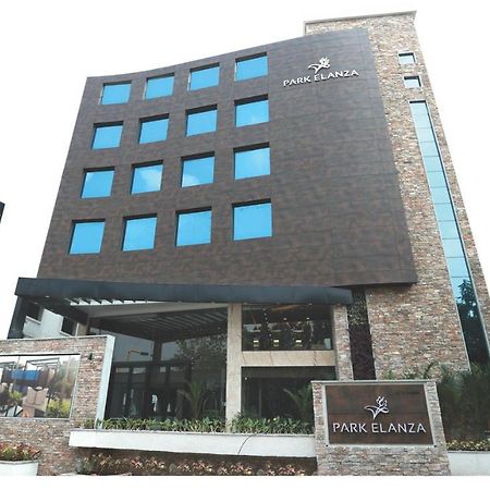 Hotel Park Elanza Ченай Екстериор снимка
