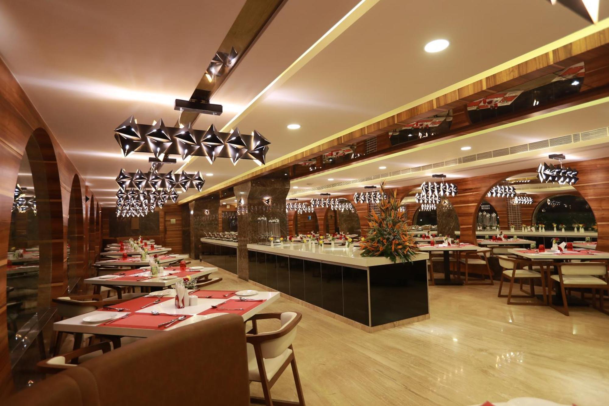 Hotel Park Elanza Ченай Екстериор снимка