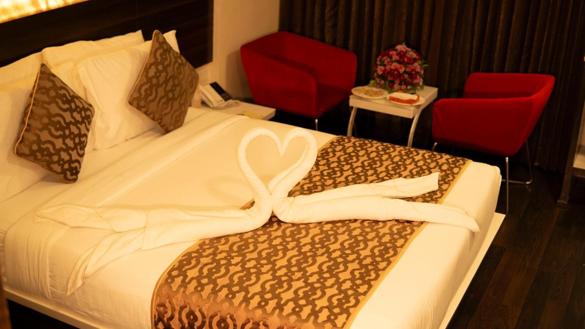 Hotel Park Elanza Ченай Екстериор снимка