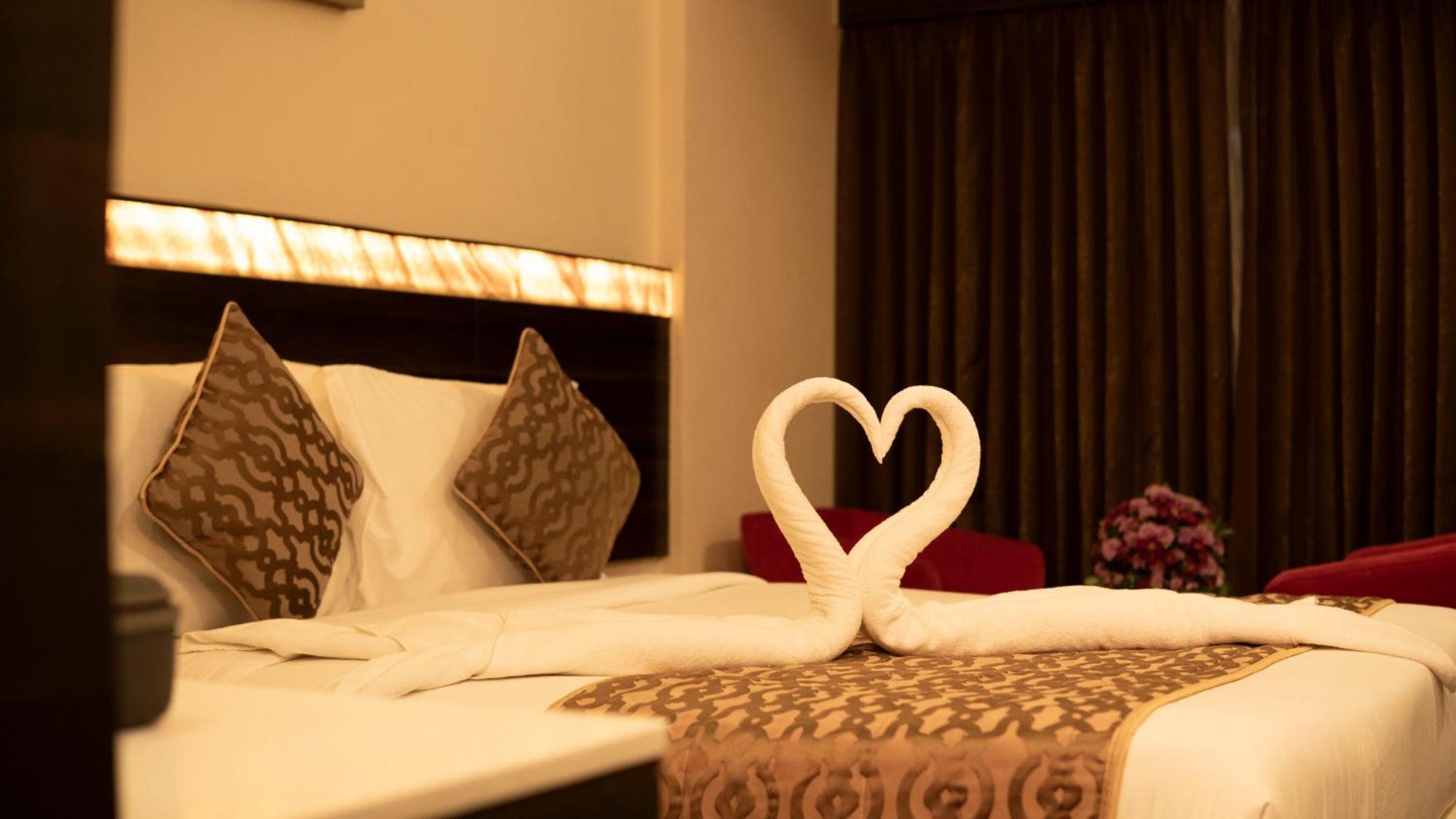 Hotel Park Elanza Ченай Екстериор снимка