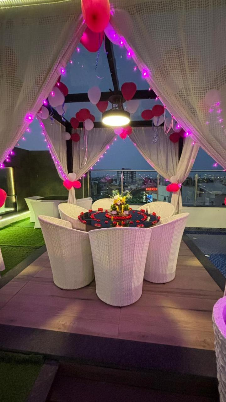Hotel Park Elanza Ченай Екстериор снимка