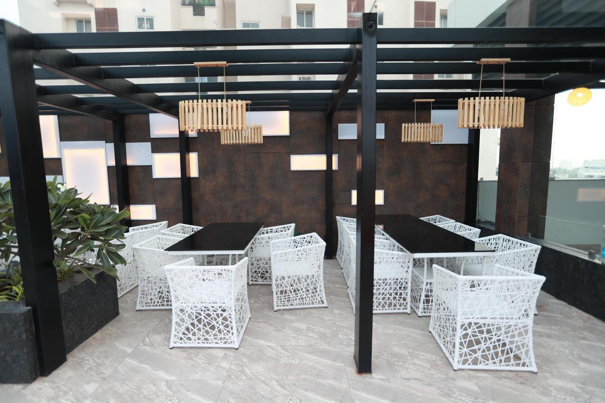 Hotel Park Elanza Ченай Екстериор снимка