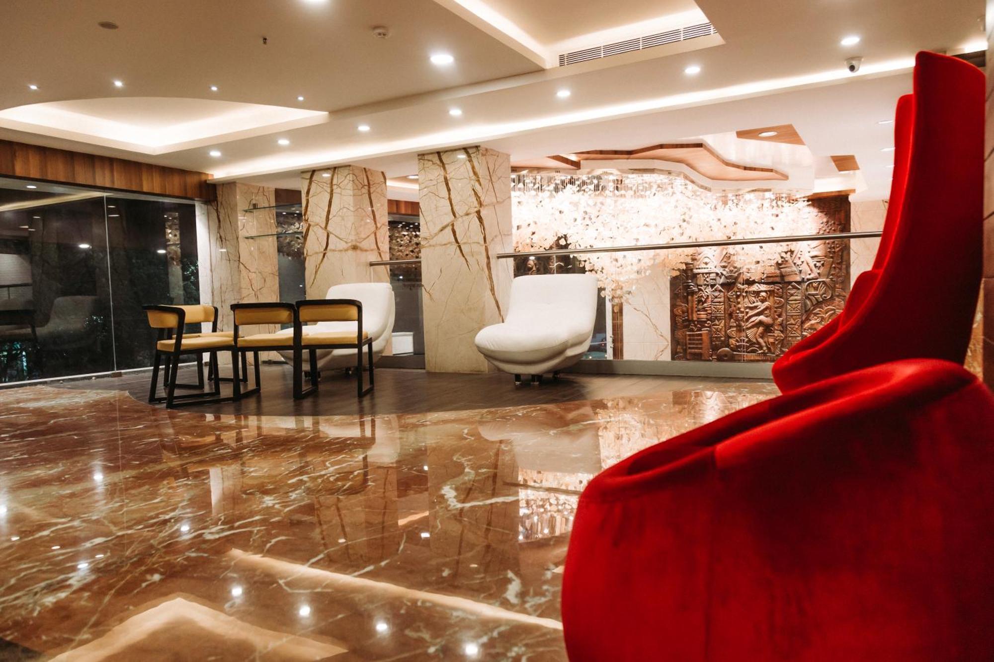 Hotel Park Elanza Ченай Екстериор снимка